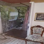 Holiday home Gemuetlicher Mit Garten In *