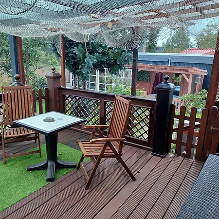 Gemuetlicher Mit Garten In Nakenstorf